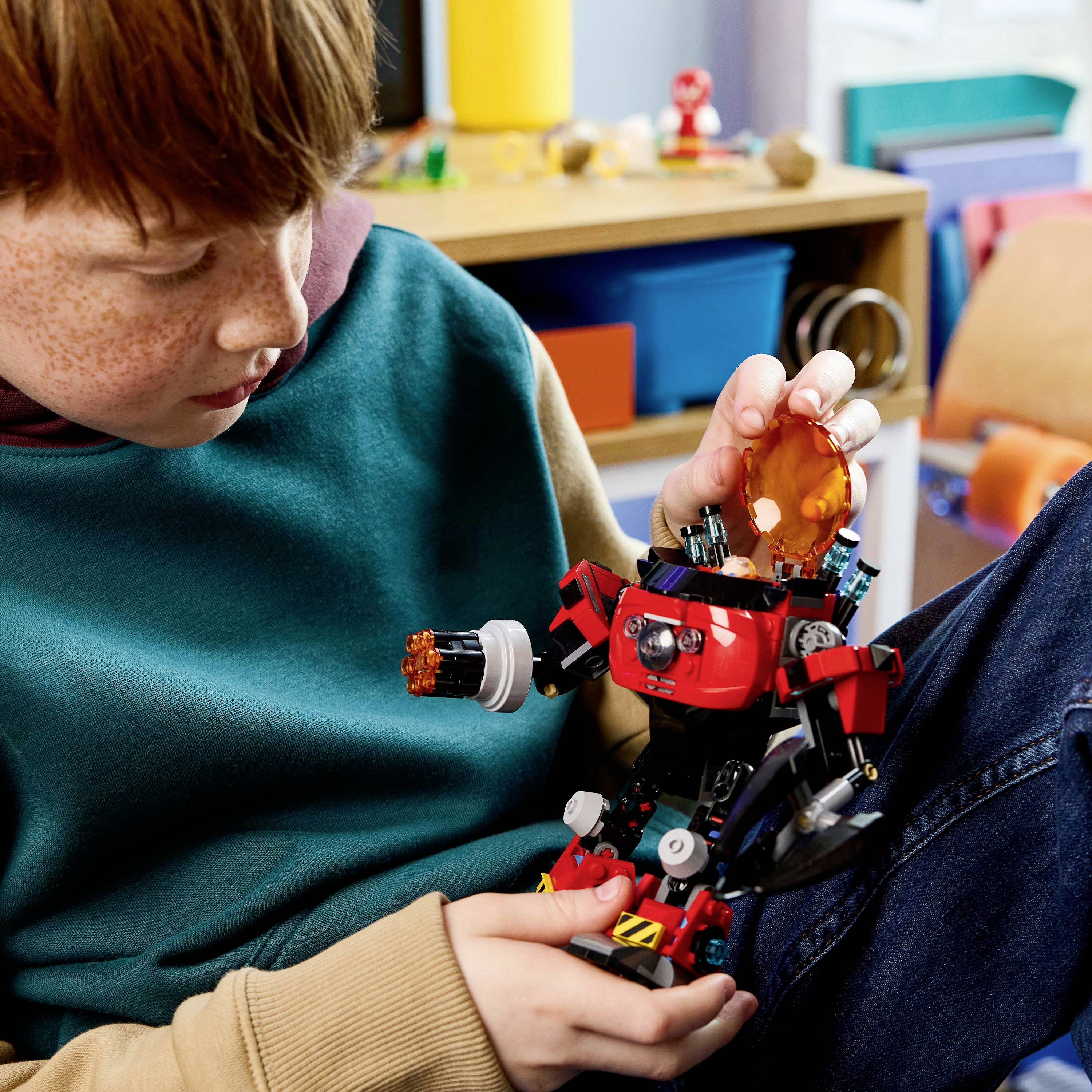 77005 LEGO® Sonic the Hedgehog Knuckles vs. Dr. Eggmans Egg Crusher Mech