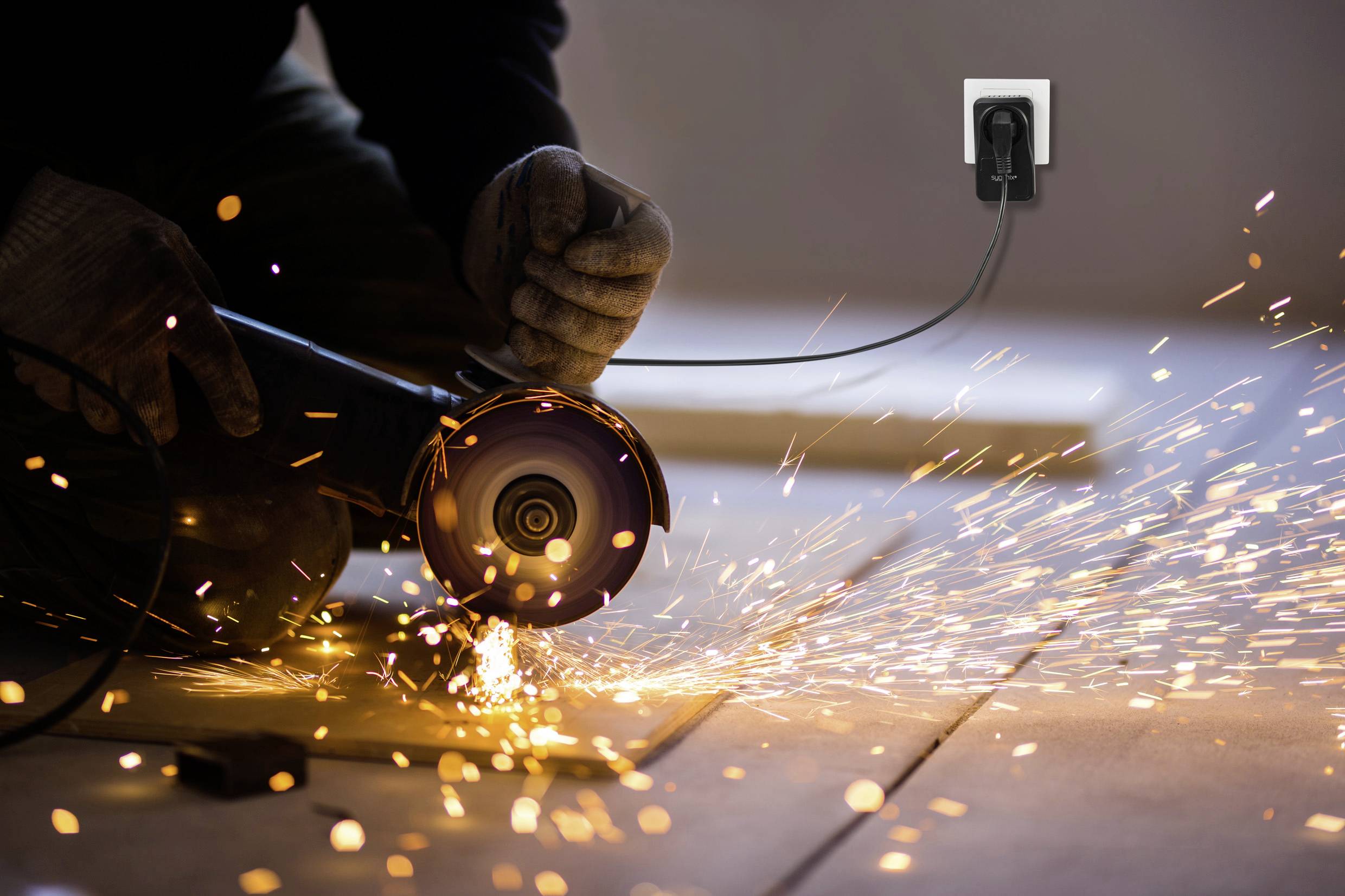 Sygonix SY-6801156 Einschaltstrombegrenzer SX16 Schwarz IP20