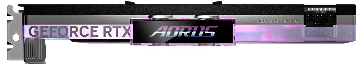 Eine Grafikkarte mit der Aufschrift 'GEFORCE RTX' und 'AORUS', zeigt RGB-Beleuchtung.