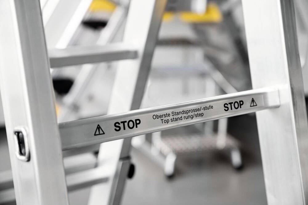 MUNK Günzburger Steigtechnik 019266 Hinweis-Aufkleber 2St.