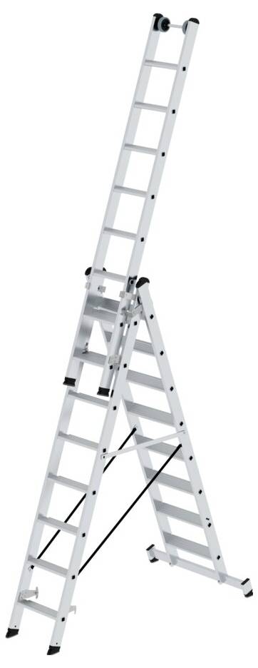 Eine silberne, ausziehbare Aluminiumleiter im A-Frame-Stil, stabil aufgestellt, die sowohl für Innen- als auch Außenarbeiten geeignet ist.