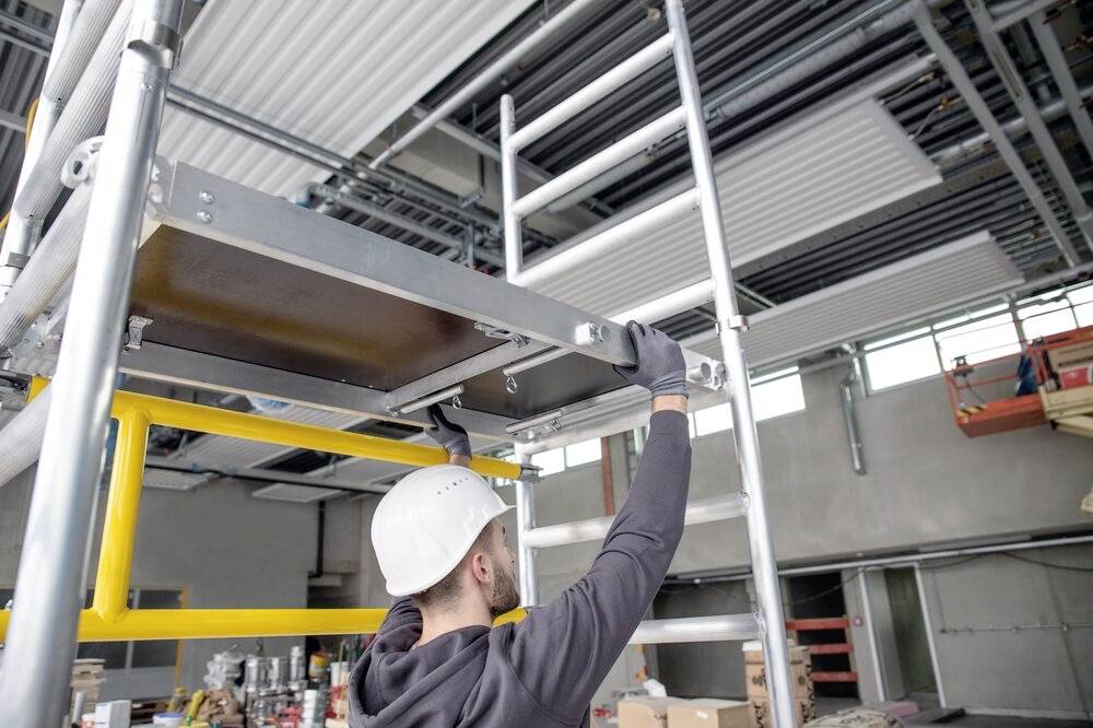 MUNK Günzburger Steigtechnik 125100 Aluminium beschichtet, Aluminium Klappgerüst