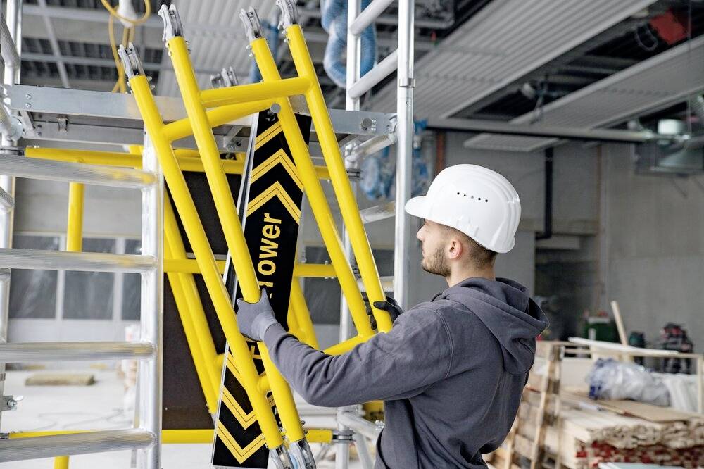 MUNK Günzburger Steigtechnik 125100 Aluminium beschichtet, Aluminium Klappgerüst