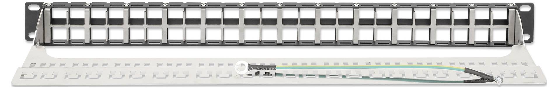 Patchpanel mit 24 leeren Ports und einer Erdungsschiene davor. Wird verwendet zur Anordnung und Verwaltung von Netzwerkverbindungen.