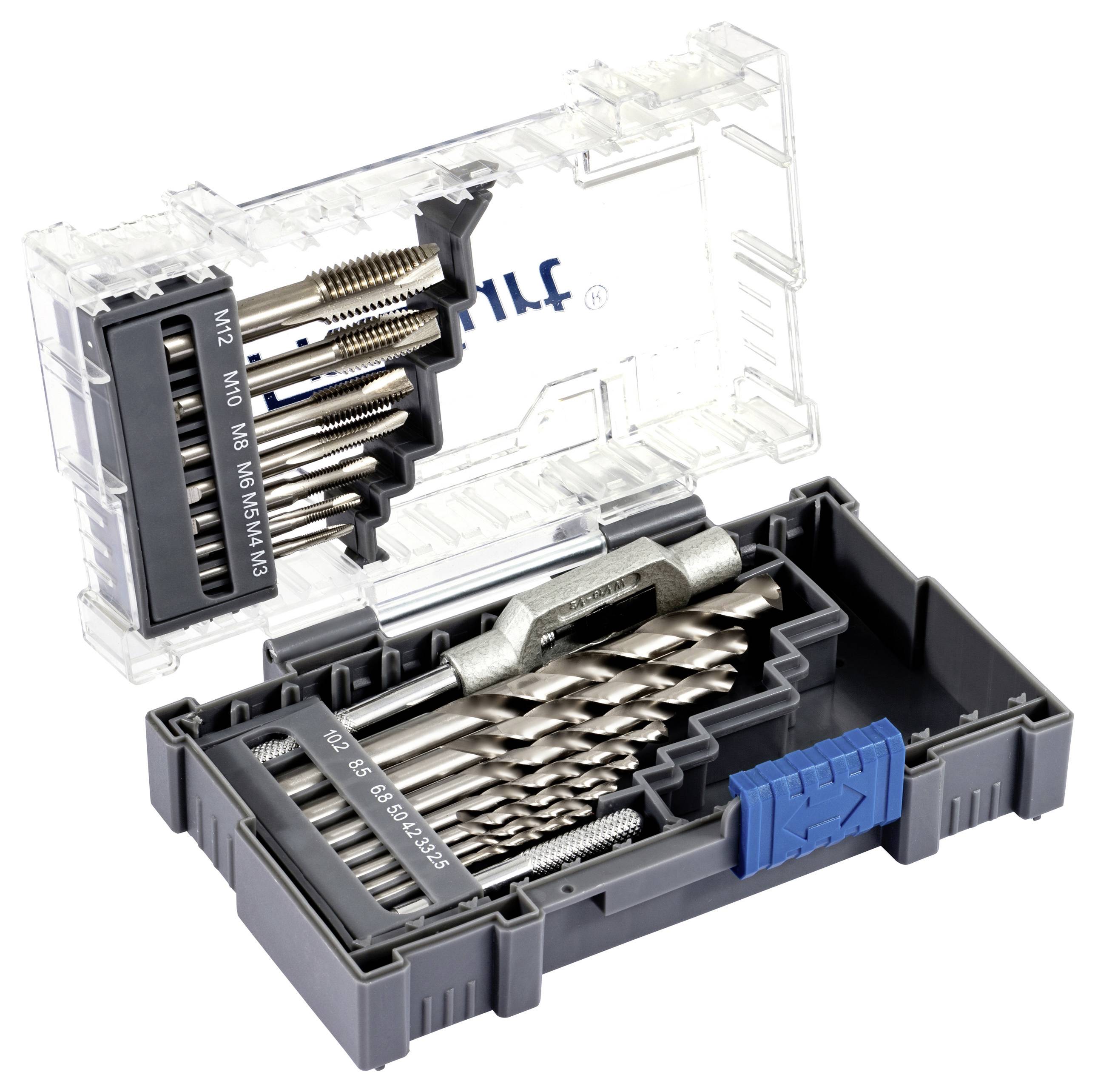 Ein Bohrersatz in einer offenen Plastikbox, die verschiedene Größen zeigt, die mit Maßangaben gekennzeichnet sind. Ein blaues Schloss sichert die Box.