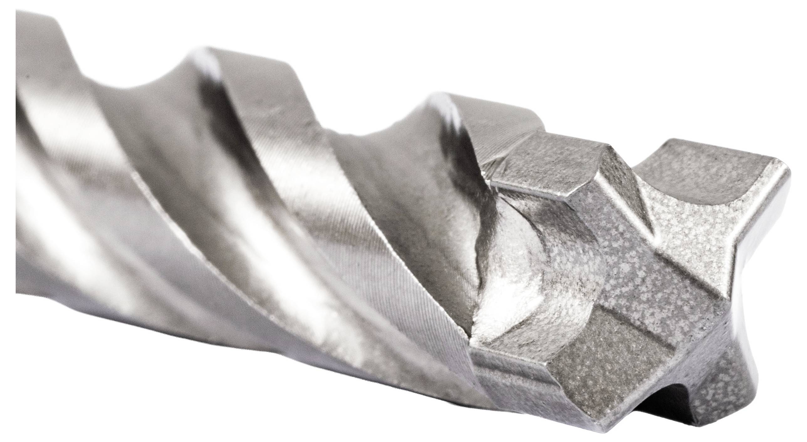 Eine Nahaufnahme eines Metallbohrers mit Spiralrillen und einer spitzen Spitze, entwickelt zum Durchbohren harter Materialien wie Metall oder Holz.