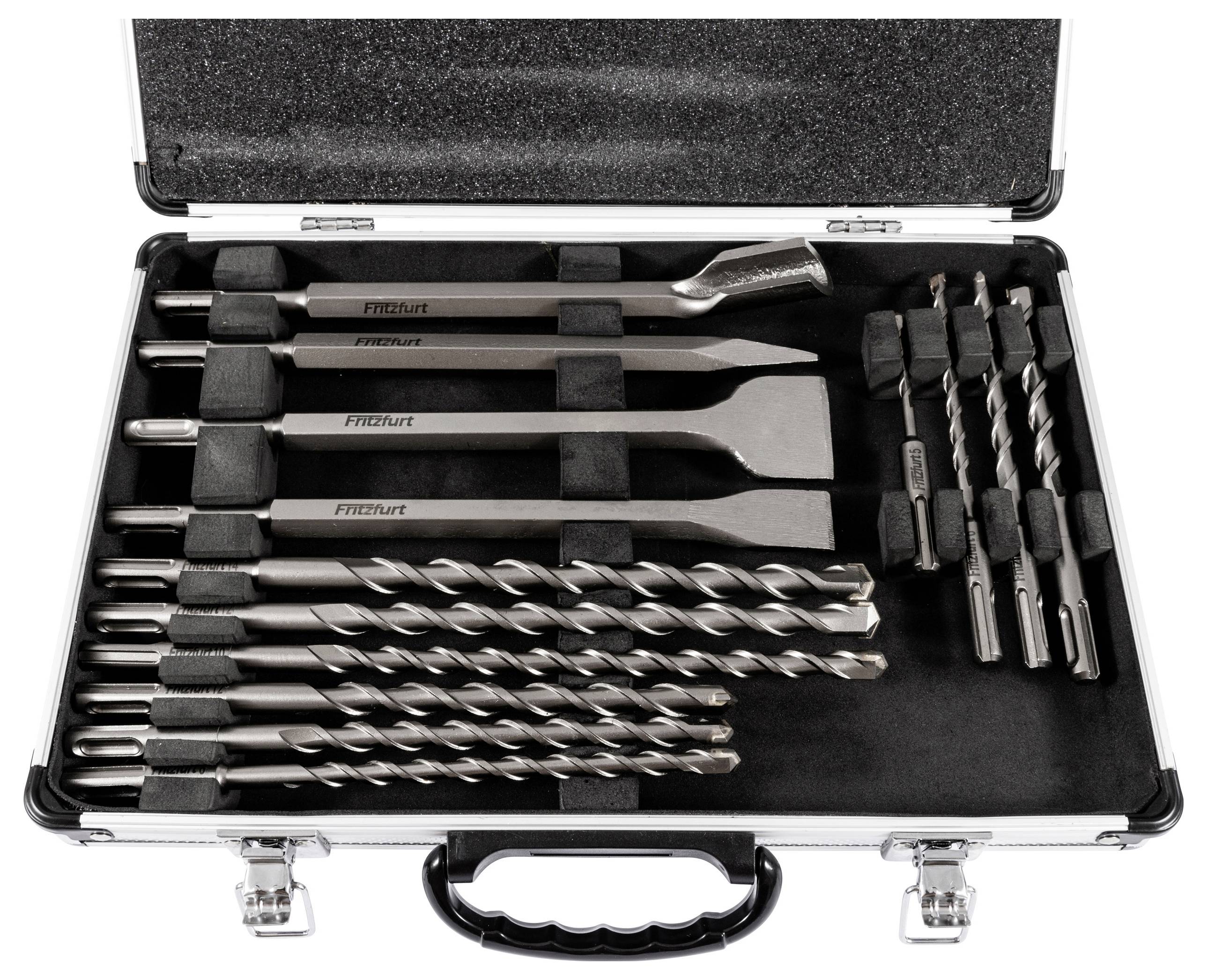 Ein Satz verschiedener Stahl-Bohrer und Meißel, sorgfältig in einem schwarzen, mit Schaumstoff ausgekleideten Metallkoffer organisiert.