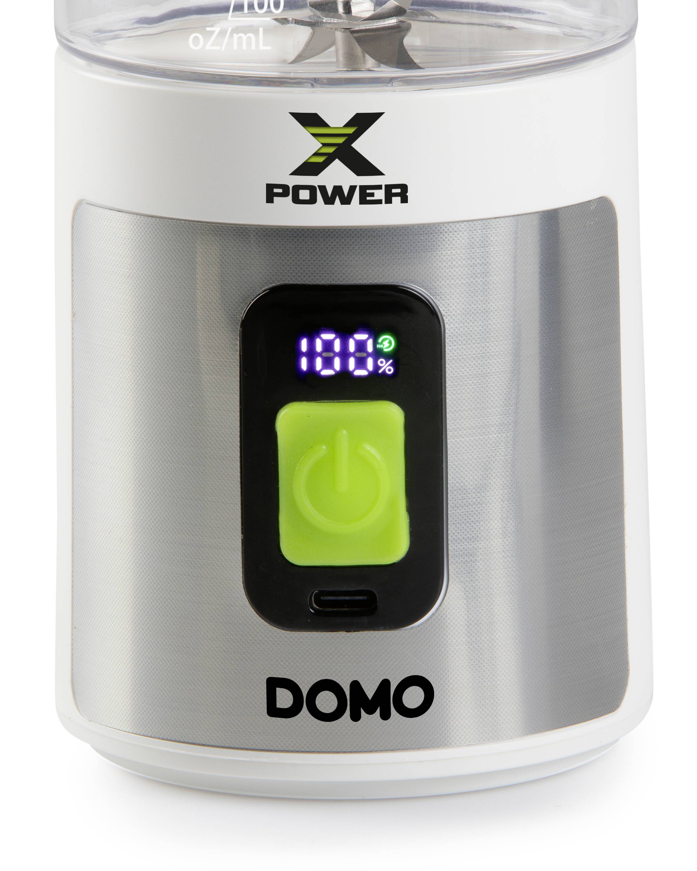 Mixergerät mit digitaler Anzeige, die '100%' zeigt. Darunter ein großer grüner An-/Aus-Schalter. Markenname 'DOMO' unten sichtbar.