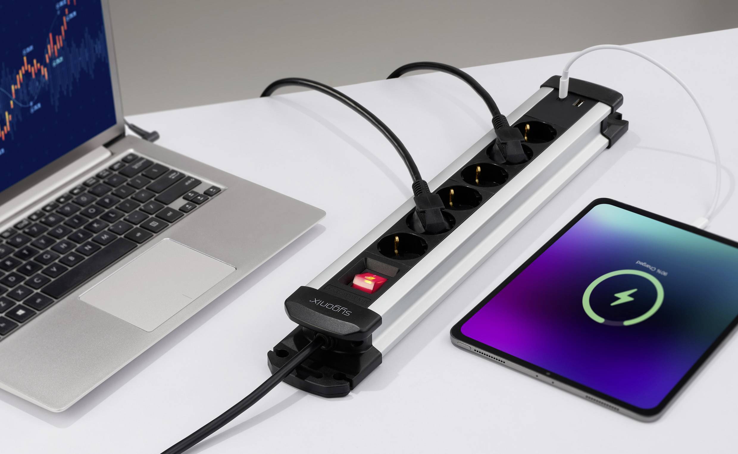 Sygonix SY-6807130 Steckdosenleiste mit Schalter 6fach Schwarz, Silber Schutzkontakt 1St.