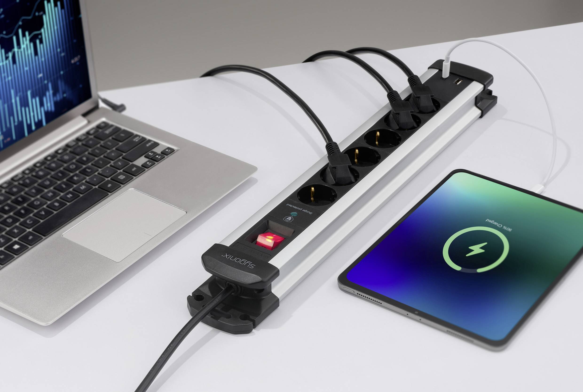 Sygonix SY-6807132 Überspannungsschutz-Steckdosenleiste 6fach Schwarz, Silver Schutzkontakt 1St.