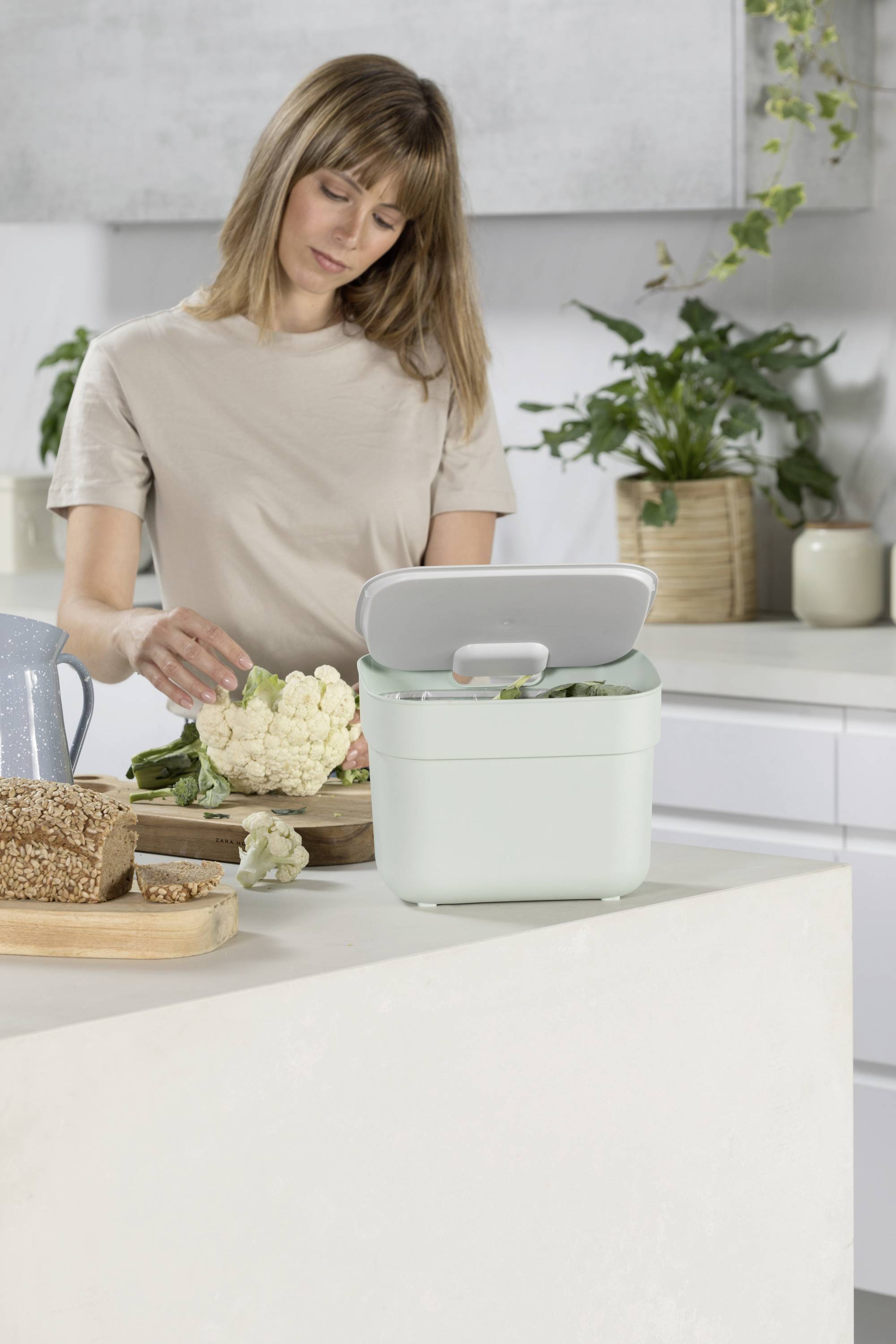 Curver READY TO COLLECT Biomülleimer [5L], grün 251948 Mülleimer Grün