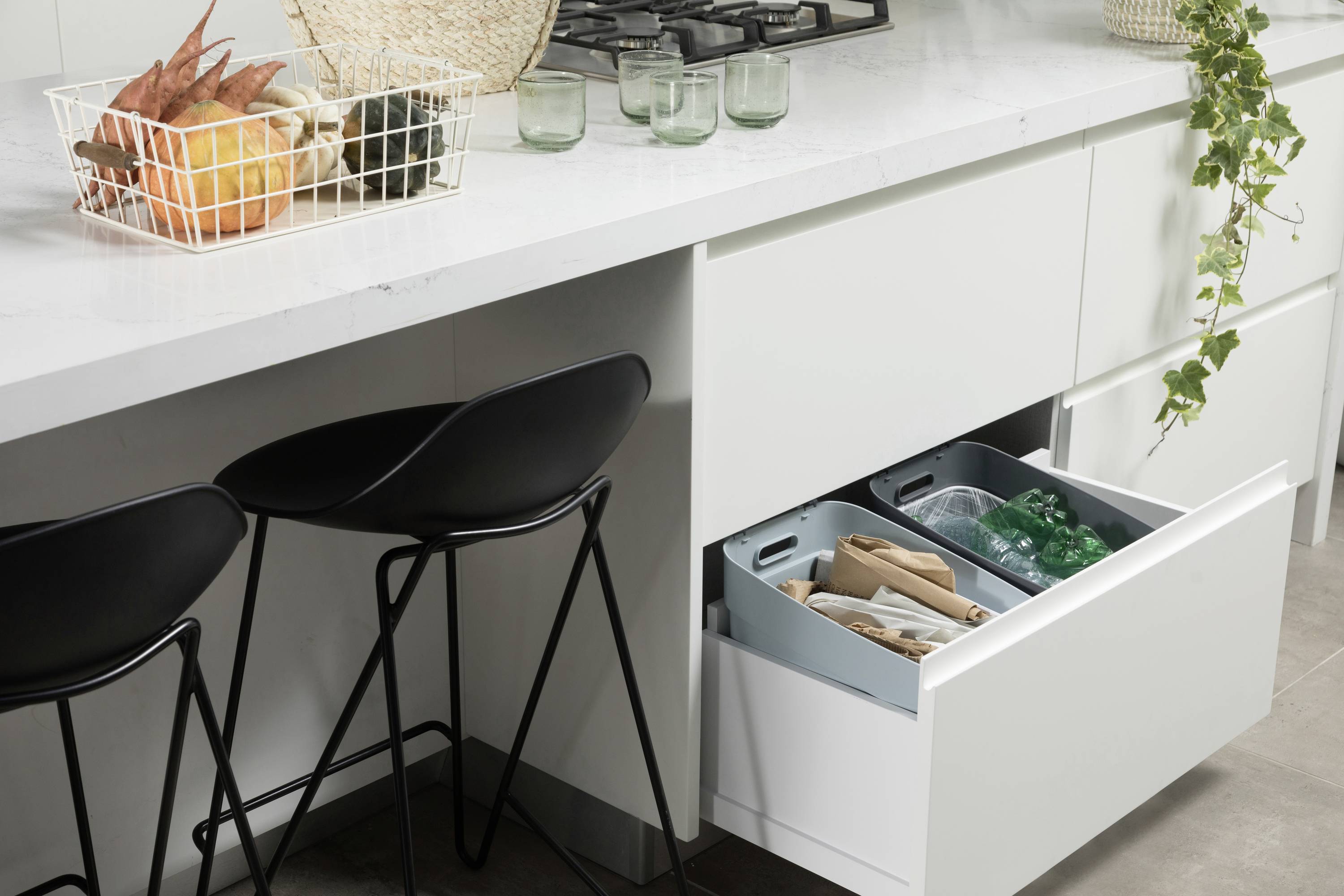 Curver 252021 Mülleimer Dunkelgrün 1St.