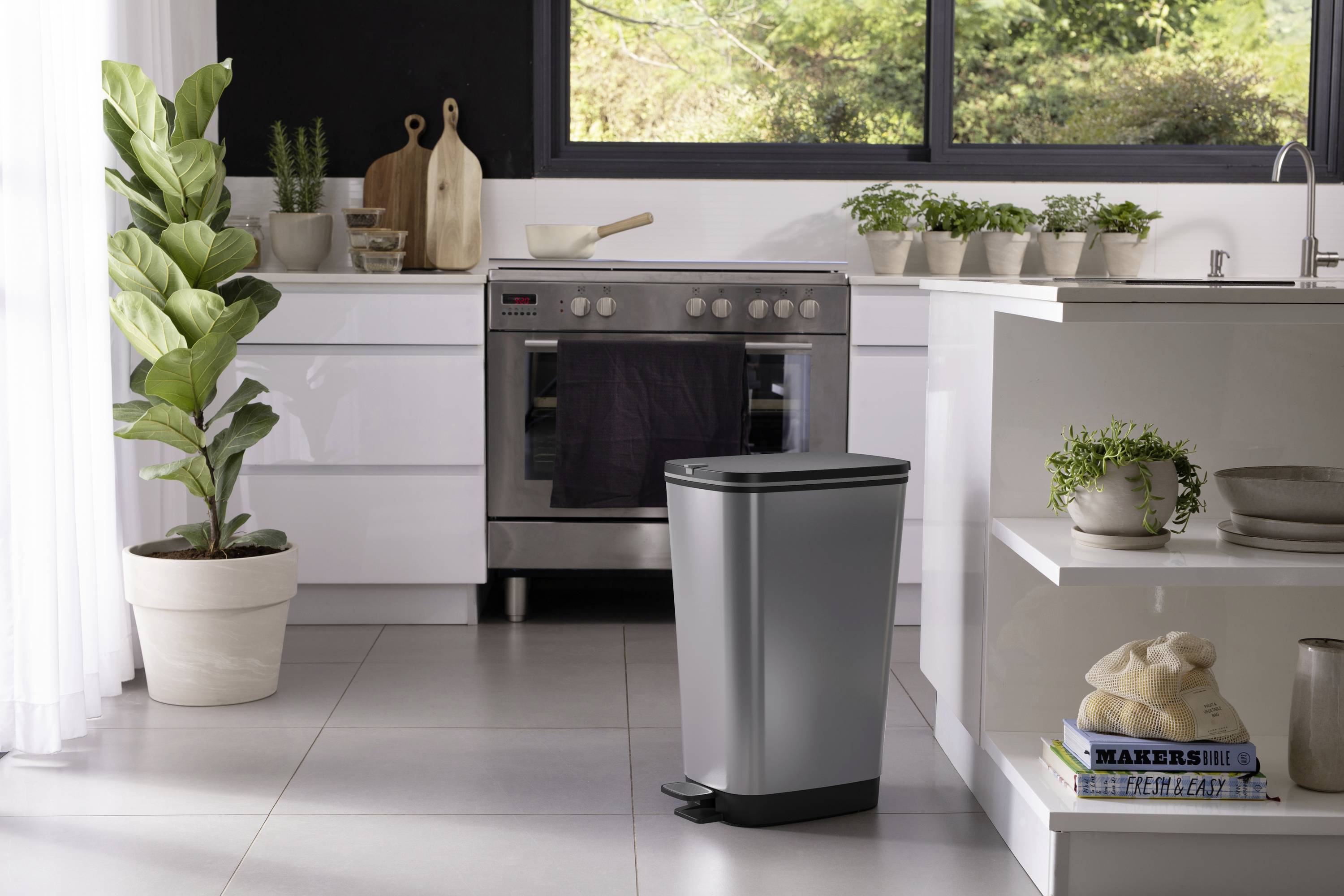 Curver CHIC BIN STYLE Abfallbehälter L [45L], silber 237241 Mülleimer Kunststoff Silber 1St.