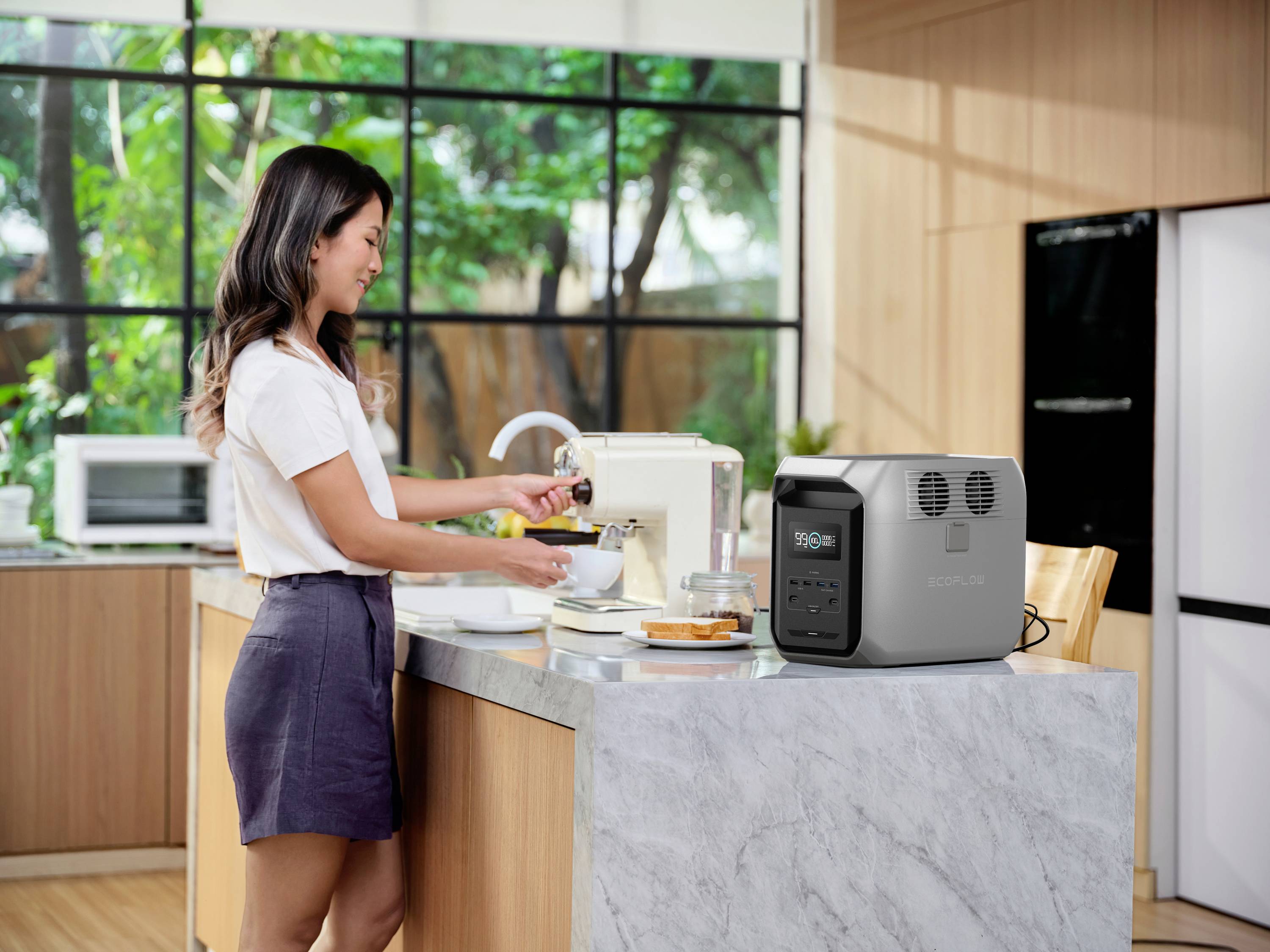 ECOFLOW Delta 3 1500 Powerstation LiFe Schwarz, Grau mit Laderegler