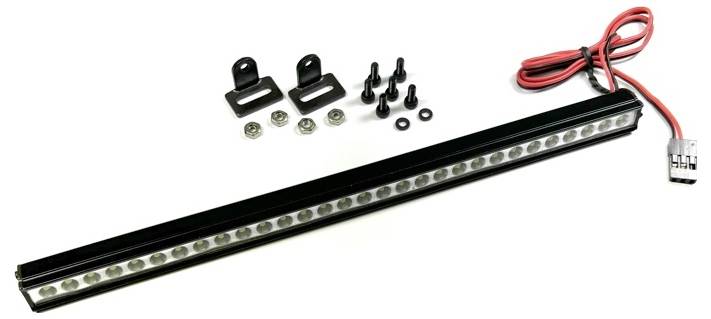 LED-Lichtleiste mit zwei Montagehaltern, Schrauben und einem Anschlusskabel.