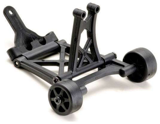 Ein schwarzes Kunststoffchassis eines Spielzeugautos mit zwei Rädern hinten und offenen Strukturen in der Mitte und vorne.