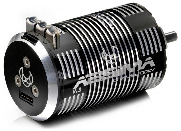 Abbildung eines Elektromotors, schwarz mit Kühlrippen und Anschlüssen. Aufschrift 'ABSIMA V.3 4200KV'.