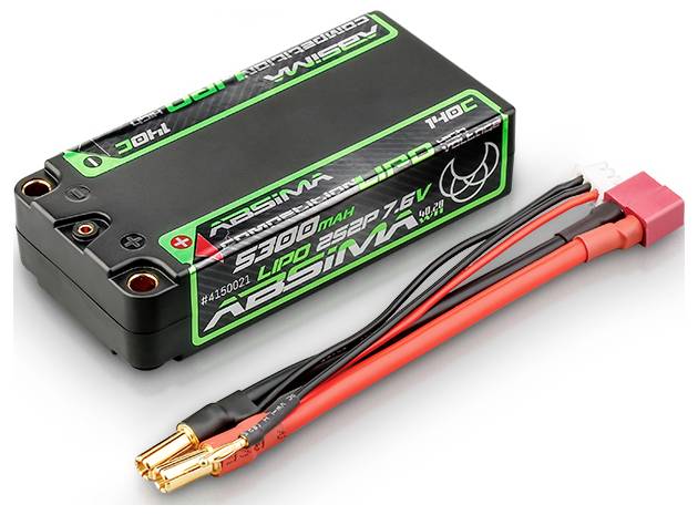 Ein schwarzer LiPo-Akku von Absima mit grüner Beschriftung, 5800 mAh, 7,6 V, 140C, mit zwei roten und schwarzen Anschlusskabeln.