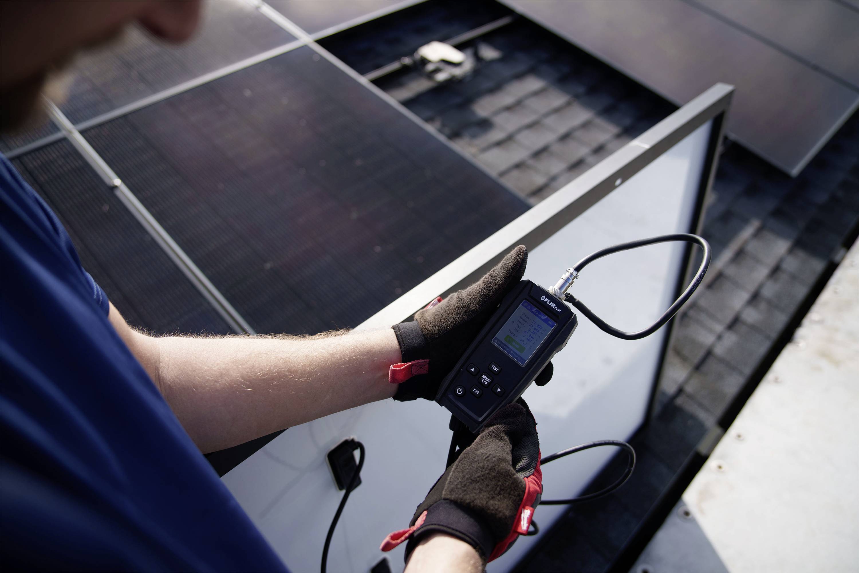 FLIR Solarpanel-Tester und I-V-Kennlinien-Tracer mit Temperaturmessungen PV48 Solar-Panel-Tester