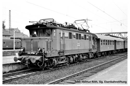 Piko H0 51190 H0 E-Lok BR E44W der DB