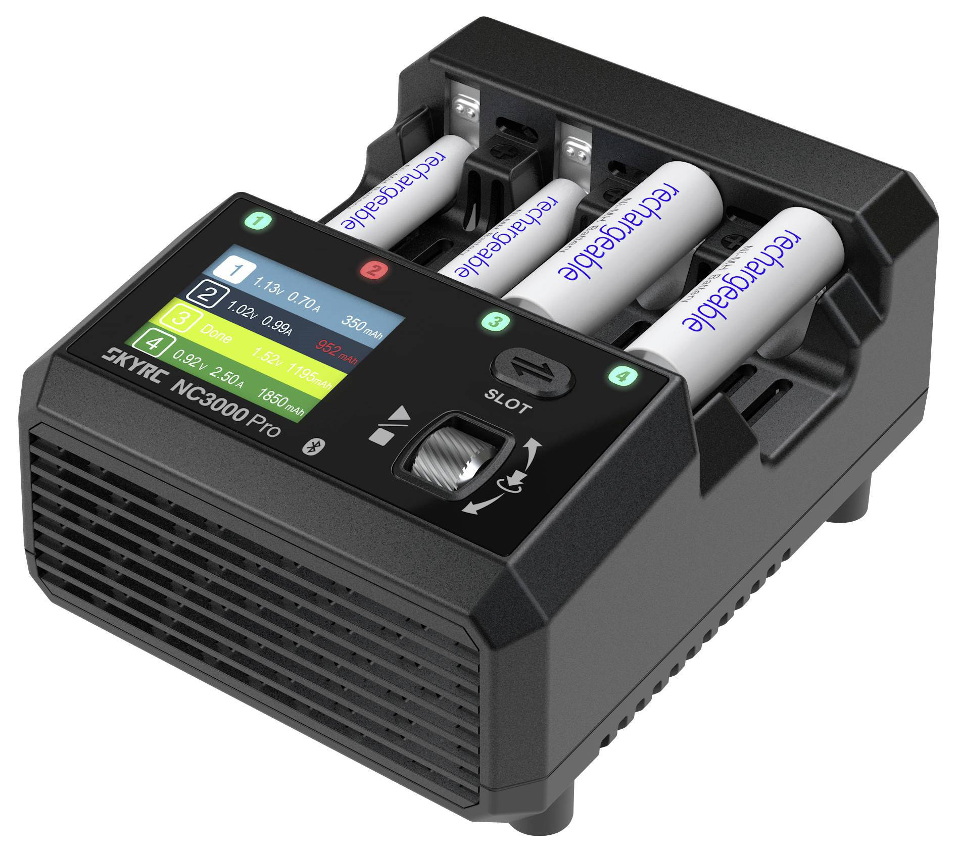Ladegerät mit zwei eingesetzten AA-Batterien, ausgestattet mit einem LCD-Display, das den Ladestatus, Batteriegesundheitsindikatoren und Slotsteuerungen anzeigt.