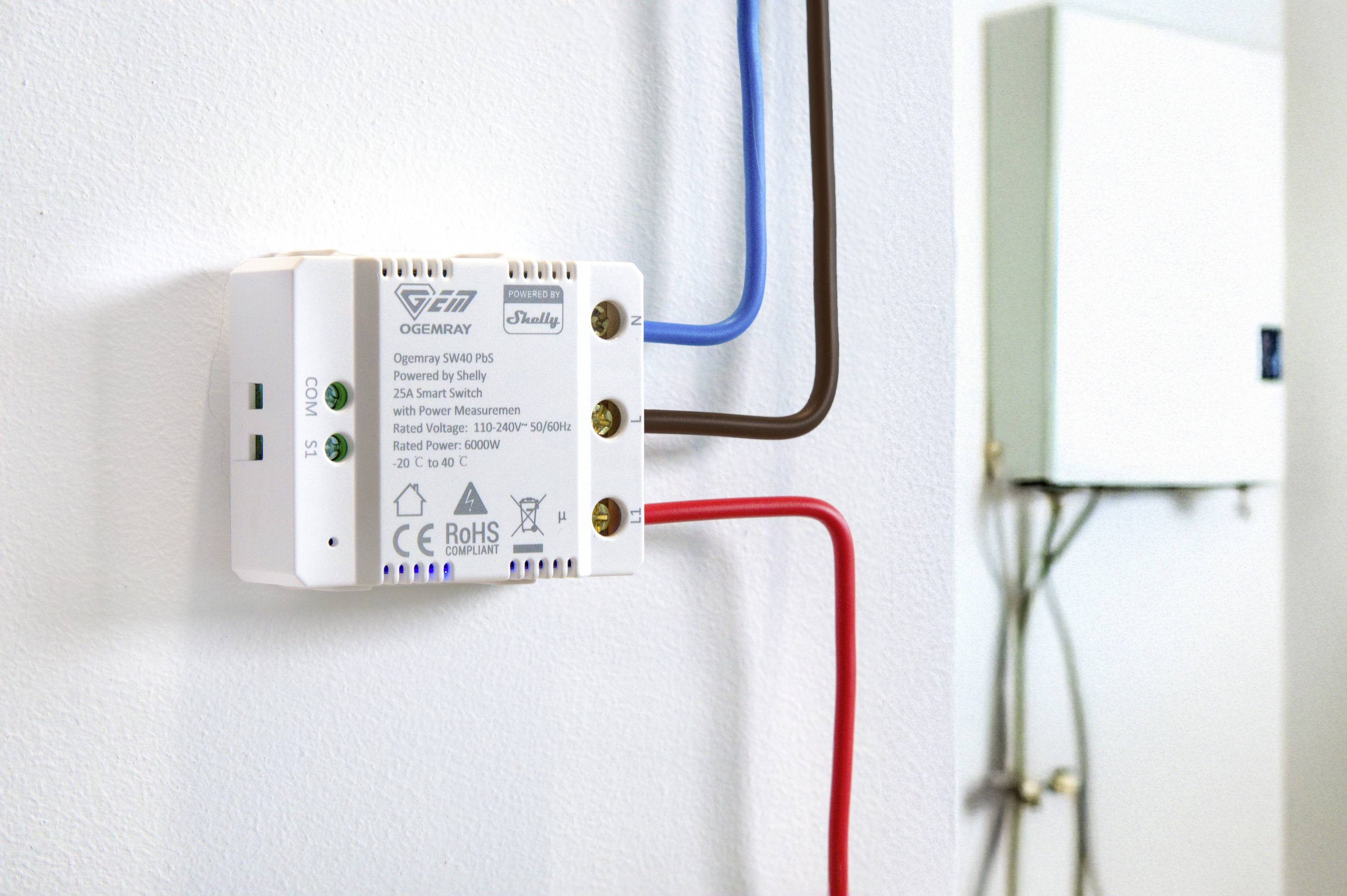 Shelly Ogemray smarter Relaisschalter 25 A Schalt-Messaktor Bluetooth, Wi-Fi