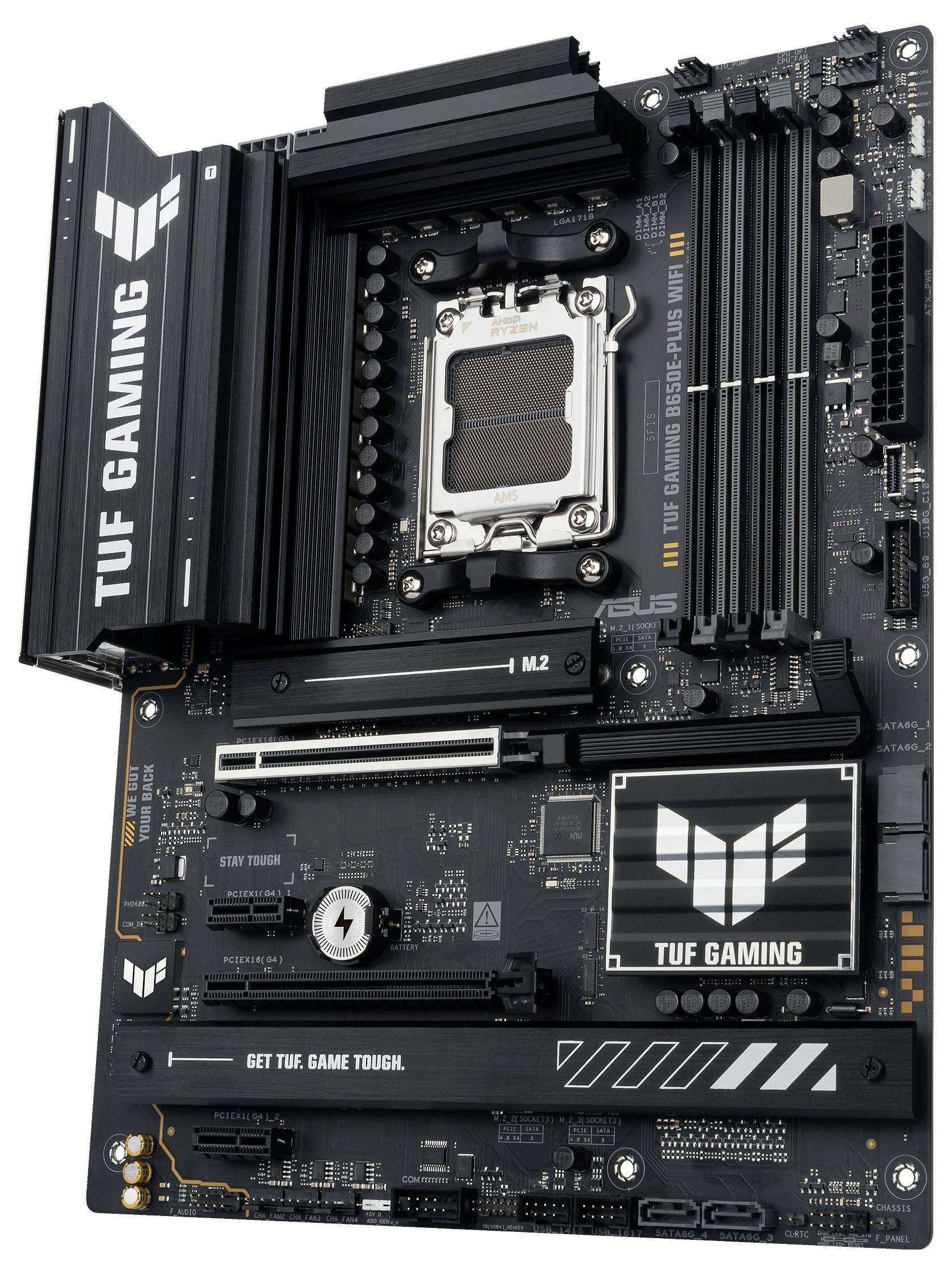 Schwarzes Gaming-Mainboard mit mehreren Steckplätzen und Anschlüssen, beschriftet als 'TUF Gaming', zeigt robuste Kühlungselemente.