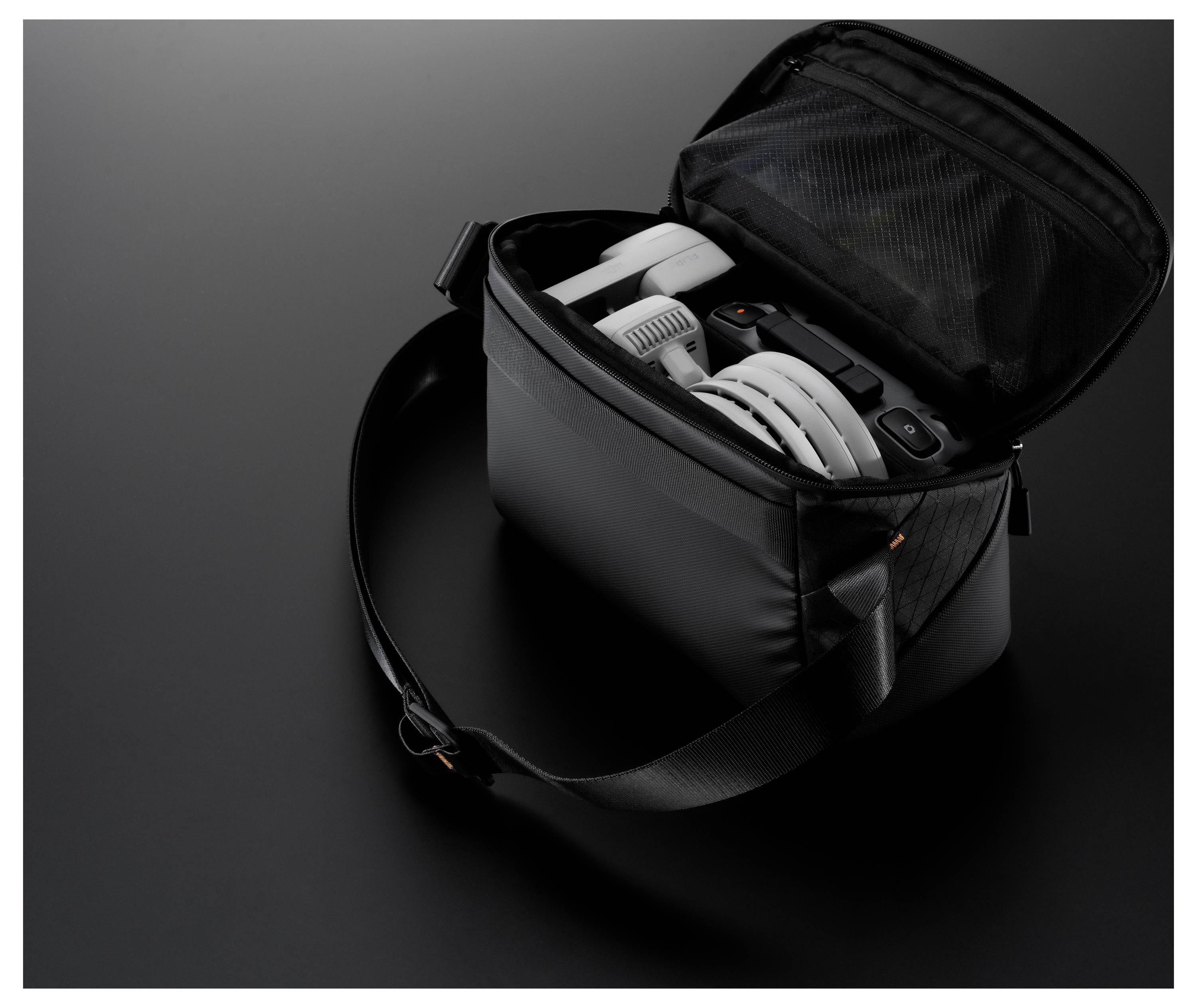 DJI Flip Fly More Combo (DJI RC 2) Quadrocopter 100% RtR Kameraflug Schwarz, Weiß