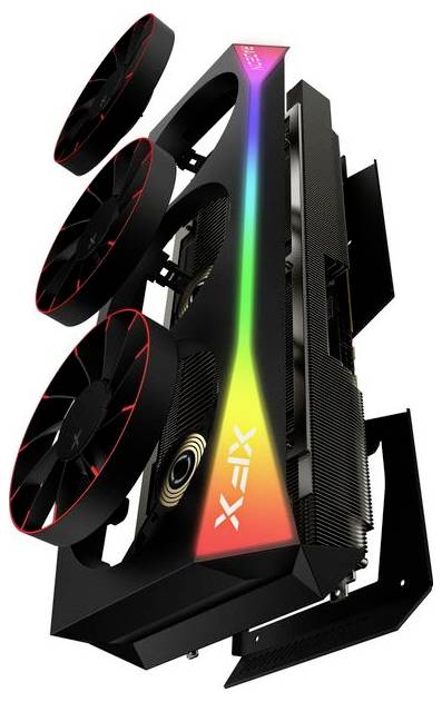 Eine Grafikkarte mit drei Kühlventilatoren und RGB-Beleuchtung, die einen Regenbogen-Farbeffekt zeigt, auf der seitlich die Marke 'XFX' angebracht ist.