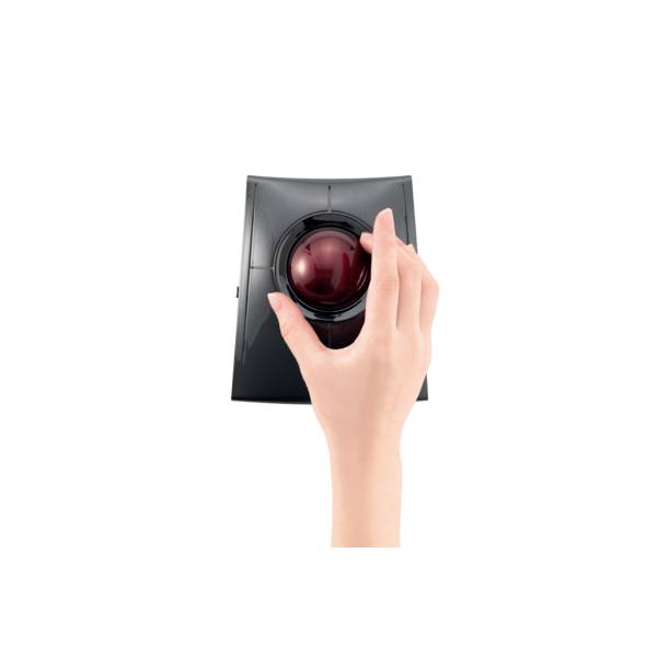 Eine Hand bedient einen schwarzen Trackball mit einer großen, roten Kugel.