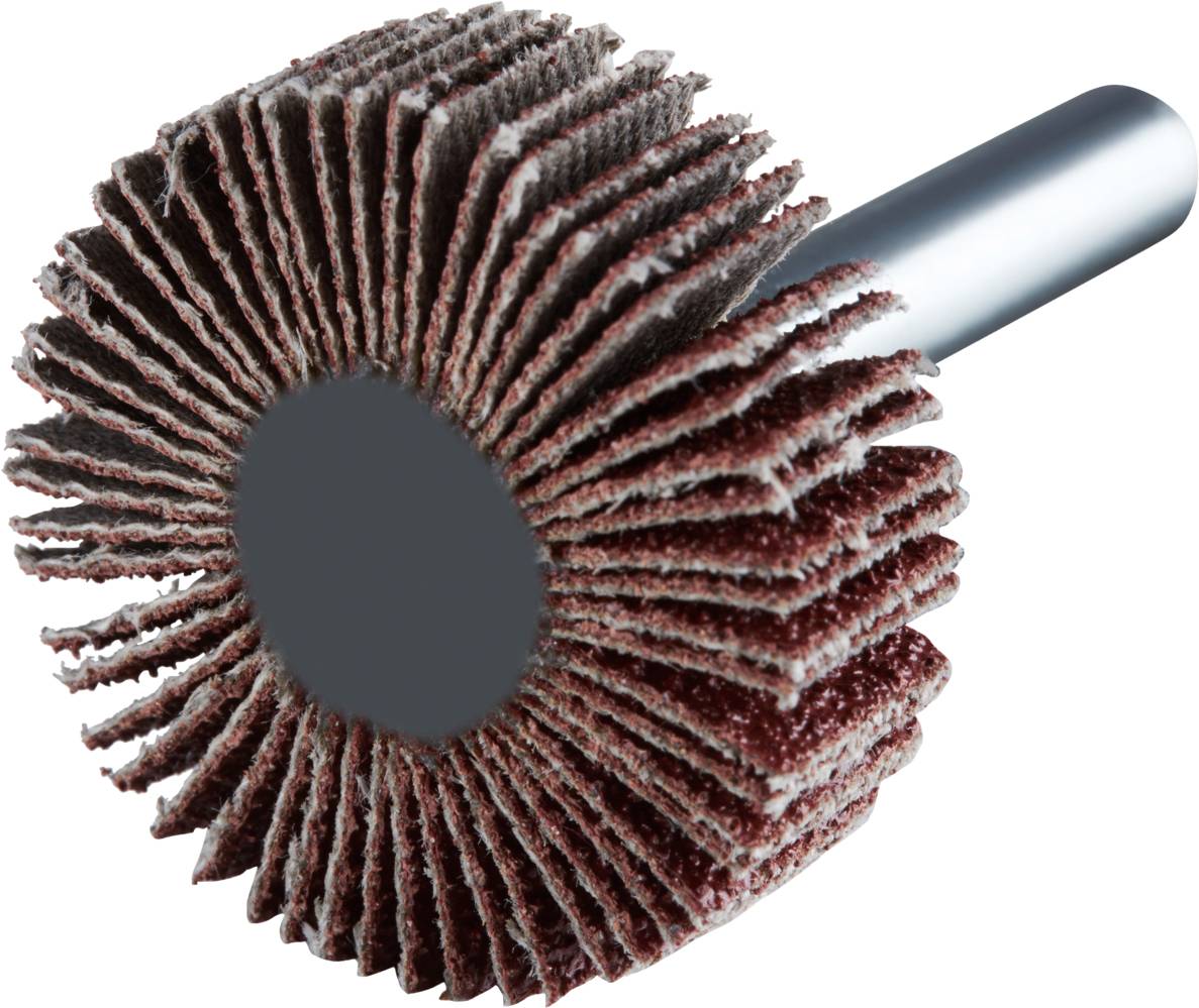 Ein Schleifmop mit rotem Schleifpapier und Metallstiel, verwendet zur Oberflächenbearbeitung in handwerklichen oder industriellen Anwendungen.