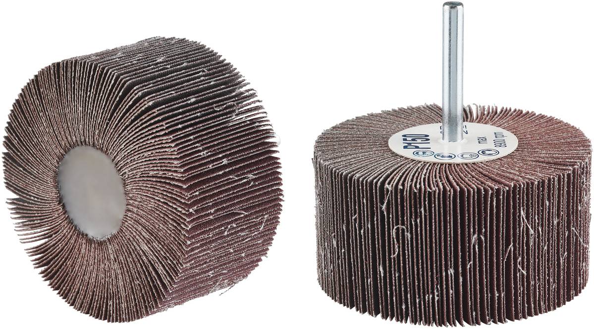 Zwei Schleifaufsätze aus Schleifpapier, einer mit Stiel und einer ohne, verwendet für Oberflächenbearbeitung in der Metall- oder Holzbearbeitung.