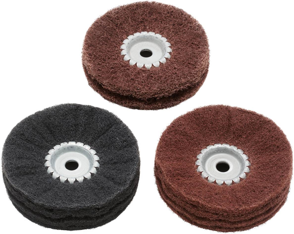 Drei Schleifscheiben in verschiedenen Farben: Schwarz, Rot und Braun. Jede Scheibe hat eine silberne Metallmitte.