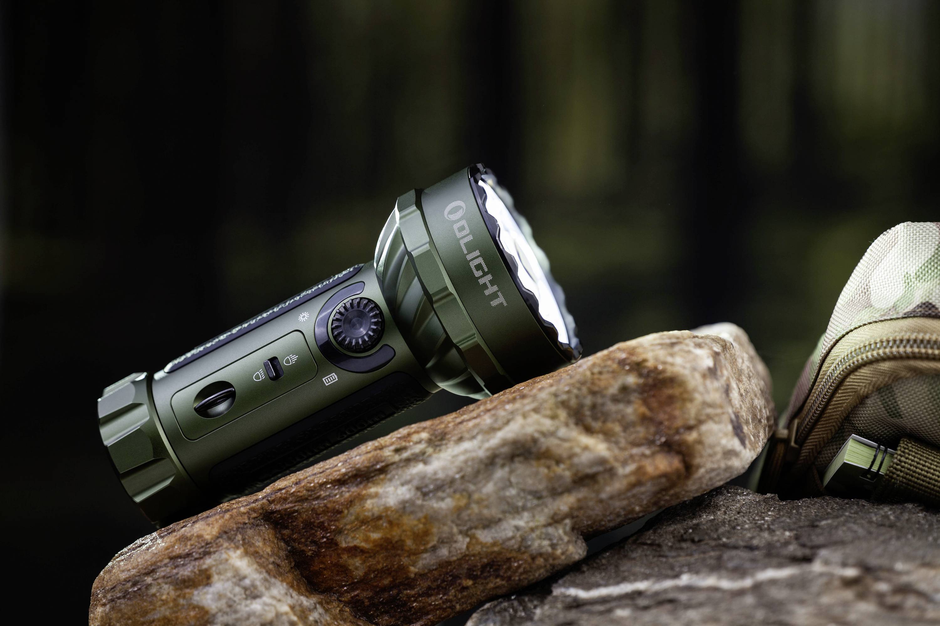OLight Marauder Mini green LED Taschenlampe Große Reichweite, IPX8 (wasserdicht) akkubetrieben 7000lm 462g