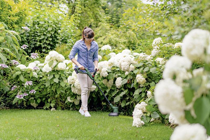 Bosch Home and Garden EasyGrassCut 18V-230 Akku Akku-Rasentrimmer 18V Schnittbreite (max.): 23cm