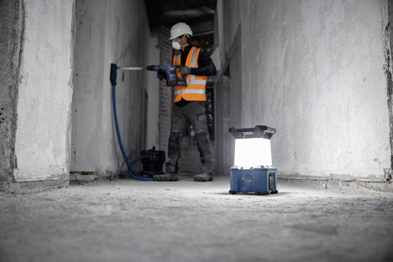 Bosch Professional GLA 18VH-7500 Akku-Baustrahler 06014A5000