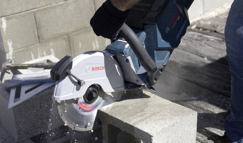 Bosch Professional GCS 18V-230 Akku-Handkreissäge 18 V