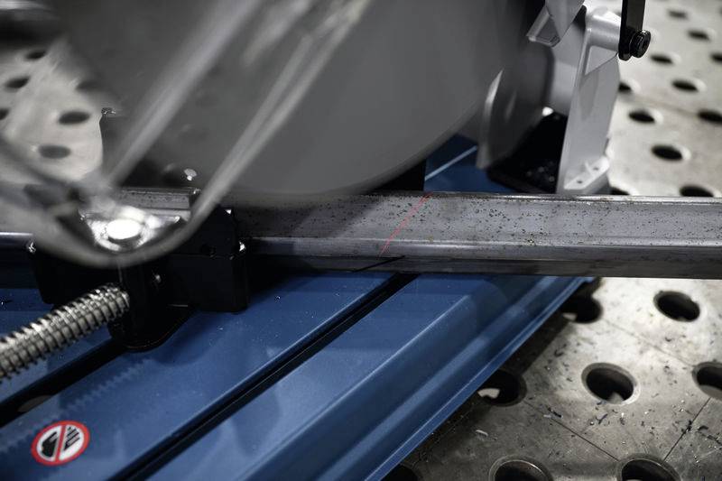 Bosch Professional GCD 18V-355 Metalltrennsäge 18 V