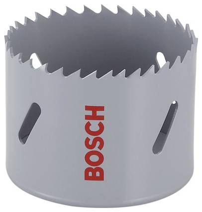 Graue Lochsäge mit roten 'Bosch'-Logo, gezackter Kante und seitlichen Schlitzen, verwendet für kreisförmige Schnitte in Materialien.