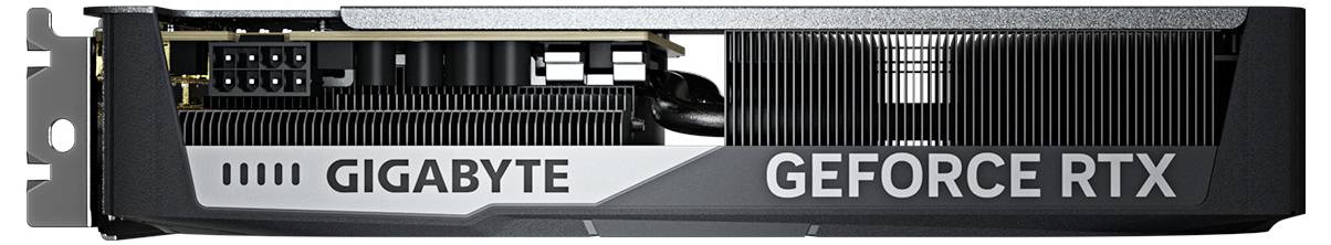 Ansicht einer Grafikkarte von Gigabyte mit GEFORCE RTX-Branding, zeigt die Seite mit Lüfter und Anschlüssen.