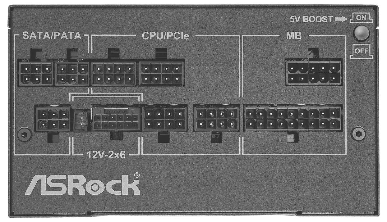 'ASRock' modular Netzteil-Rückseite mit verschiedenen Stromanschlüssen für SATA/PATA, CPU/PCIe, MB und 5V BOOST Schalter.