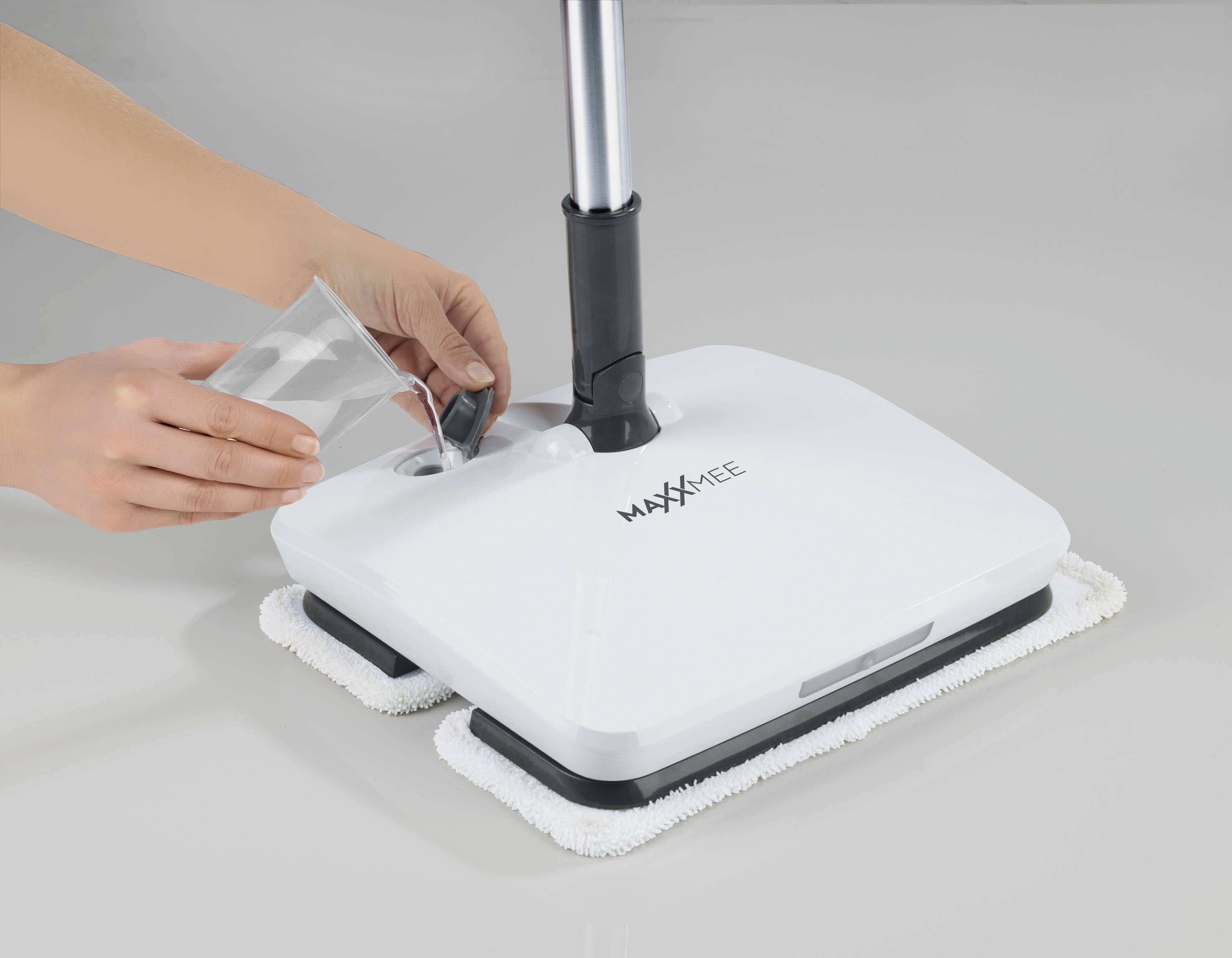 Maxxmee 00469 Akku-Vibrationsmopp Bodenwischer Weiß, Grau 1St.