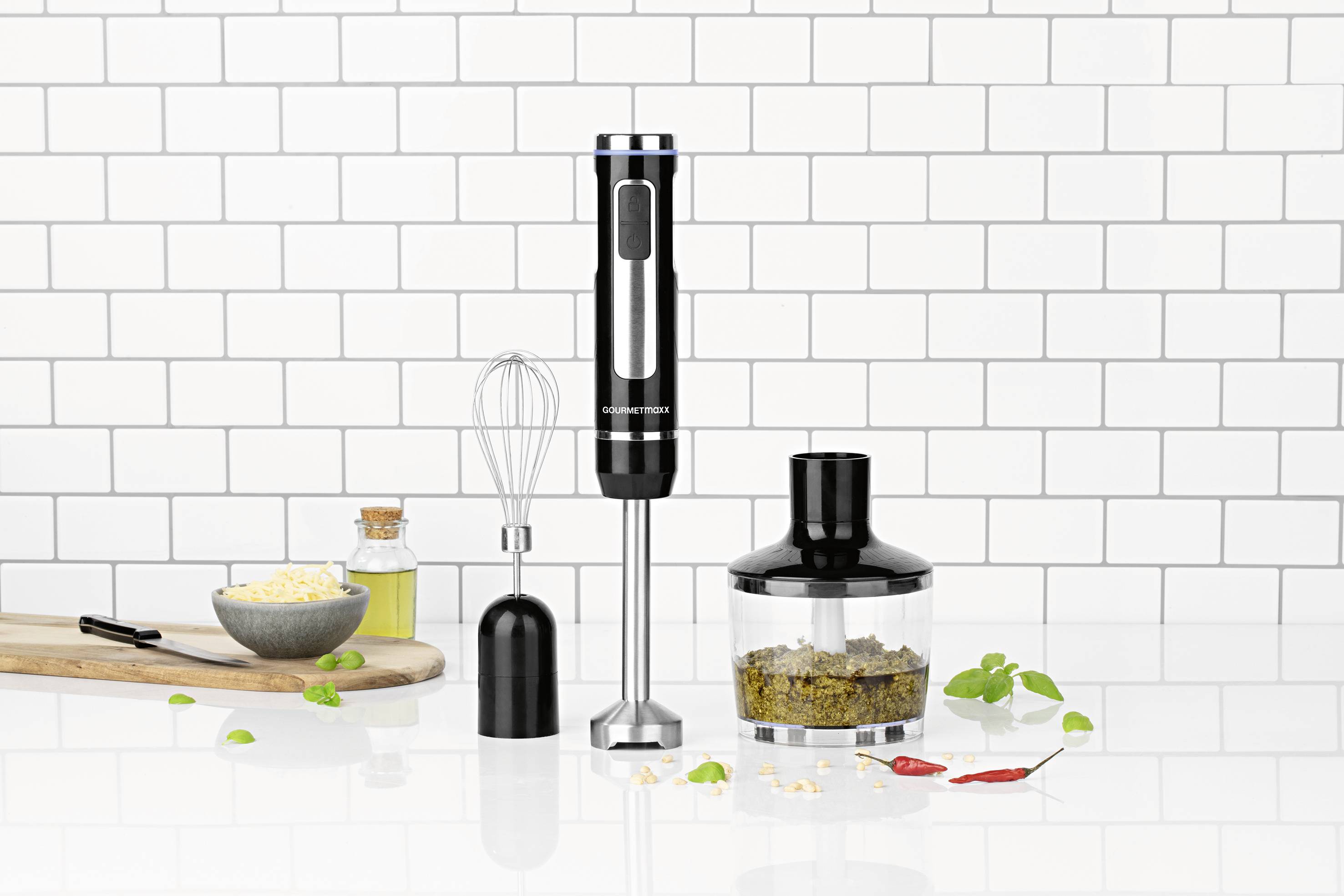 GourmetMaxx Stabmixer 200W akkubetrieben, mit Zerkleinereraufsatz, Schneebesenaufsatz, inkl. Mixaufsatz Schwarz, Silber