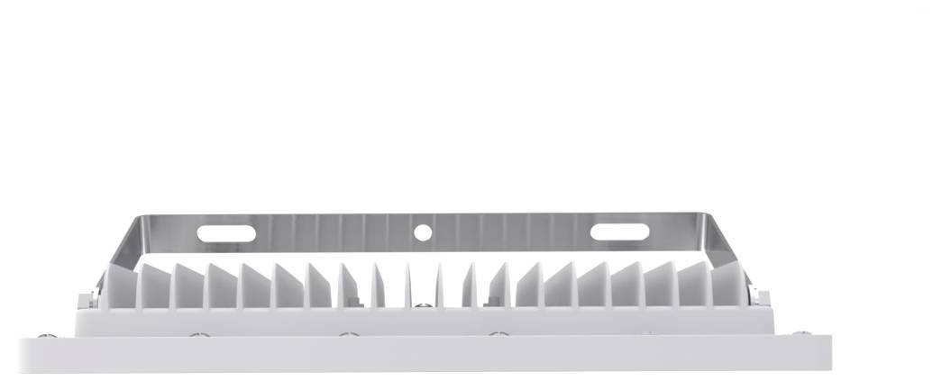 Aluminium-Kühlkörper mit Kühlrippen, von der Seite betrachtet, verwendet zur Kühlung elektronischer Bauteile.