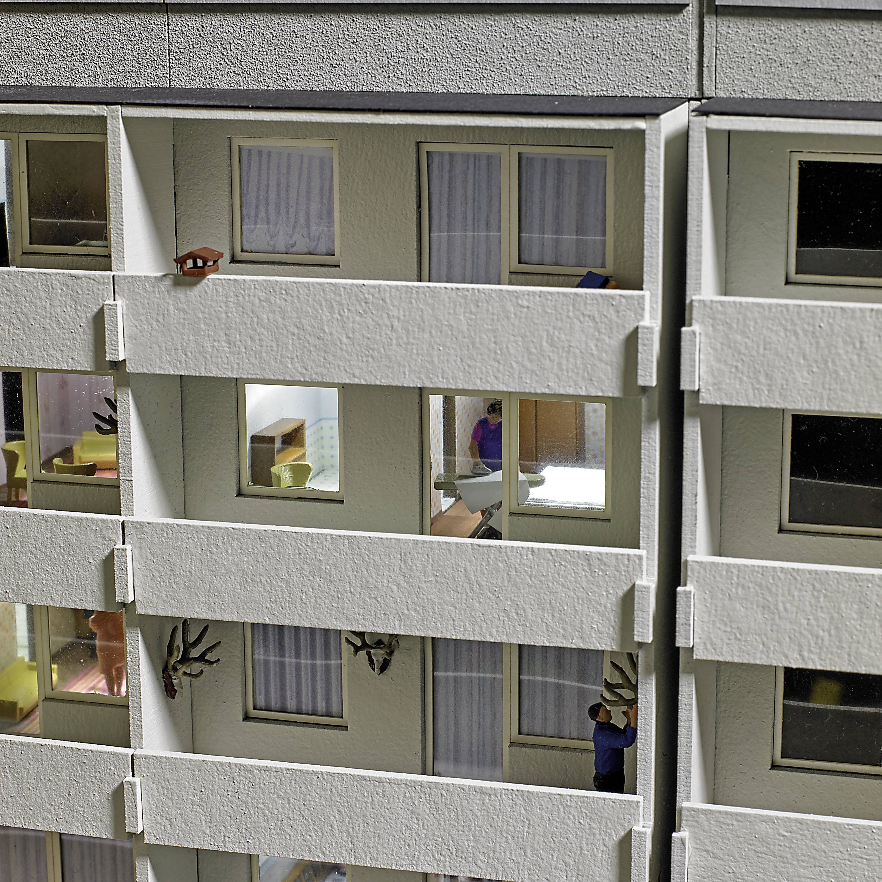 Busch 1993 H0 Einrichtung »Bügelarbeiten« Bausatz