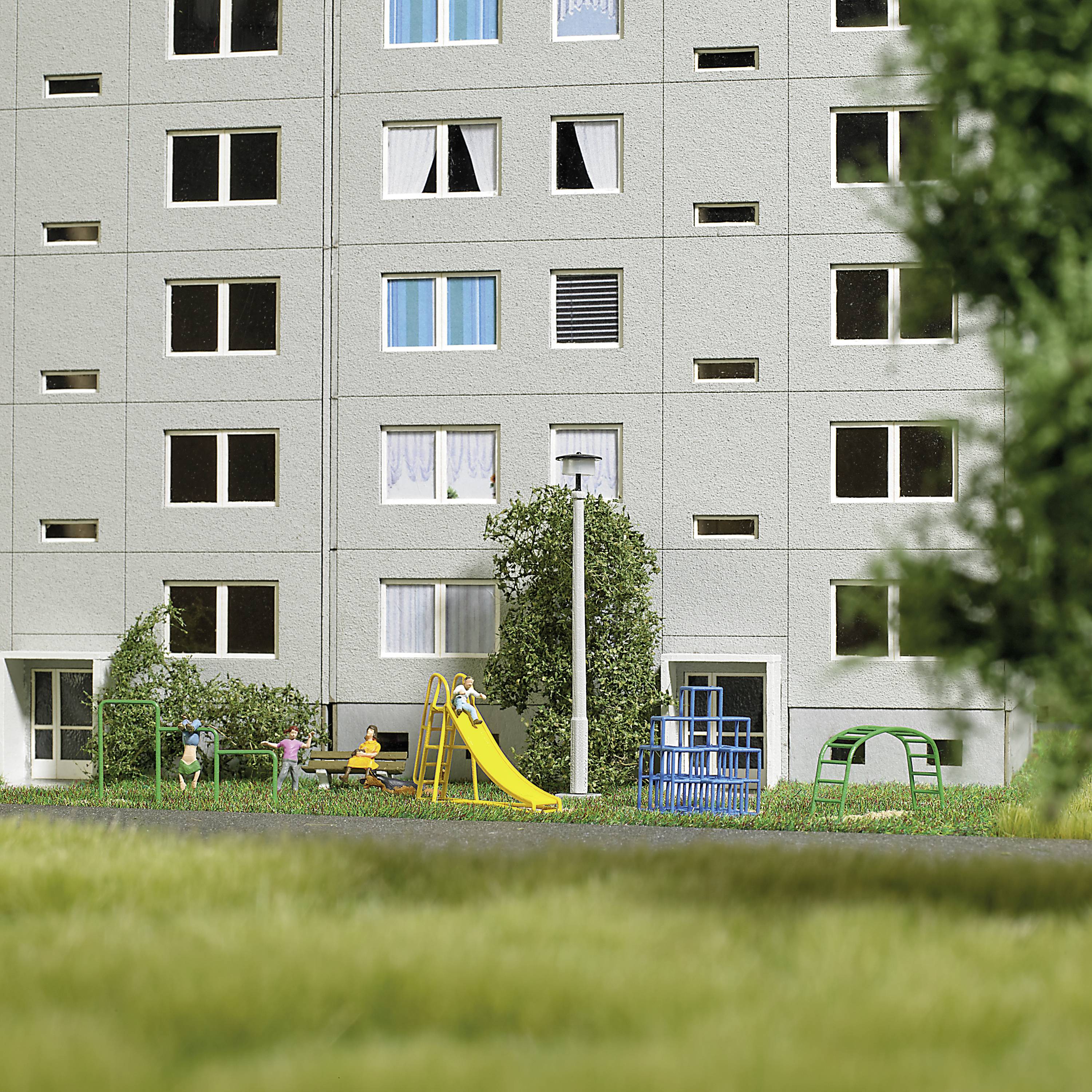 Busch TT Action Set Spielplatz Bausatz