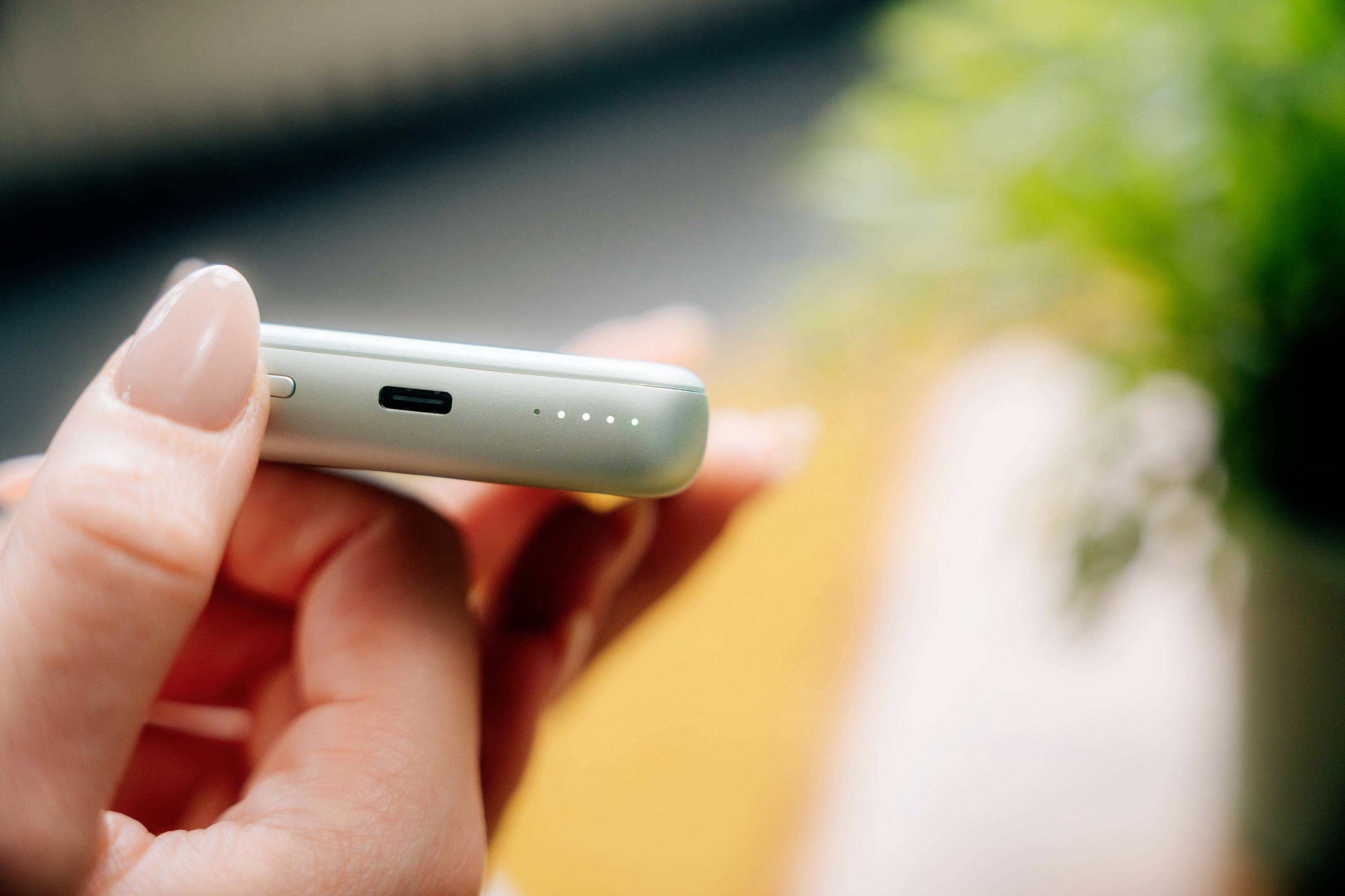 Verbatim Charge 'n' Go Magnetic Wireless Powerbank 10000 mAh Fast Charge, Quick Charge 3.0, USB PD