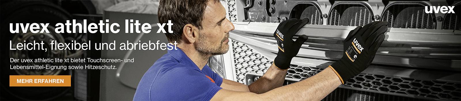 Mann in uvex-Handschuhen hält Maschinenteil. Text: 'uvex athletic lite xt - Leicht, flexibel und abriebfest'. Jetzt mehr erfahren.