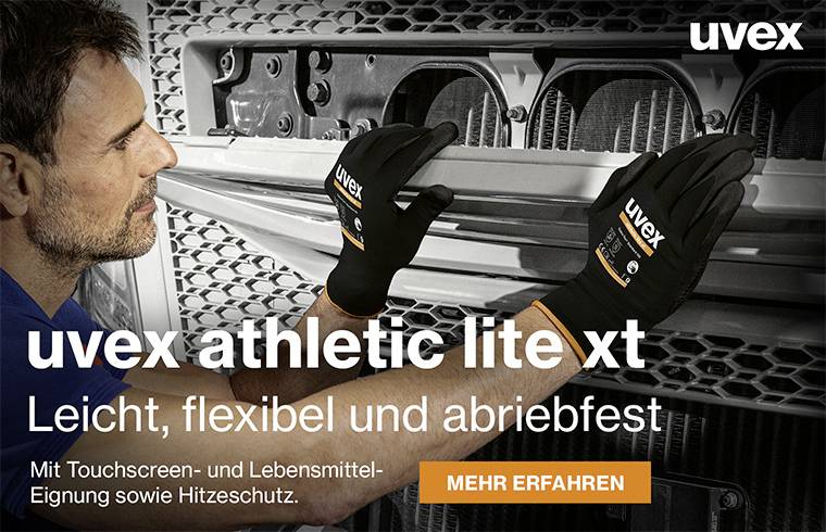 Ein Mann mit schwarzen Handschuhen der Marke 'uvex' arbeitet an einem mechanischen Teil. Text: 'uvex athletic lite xt', ‚Leicht, flexibel und abriebfest‘.