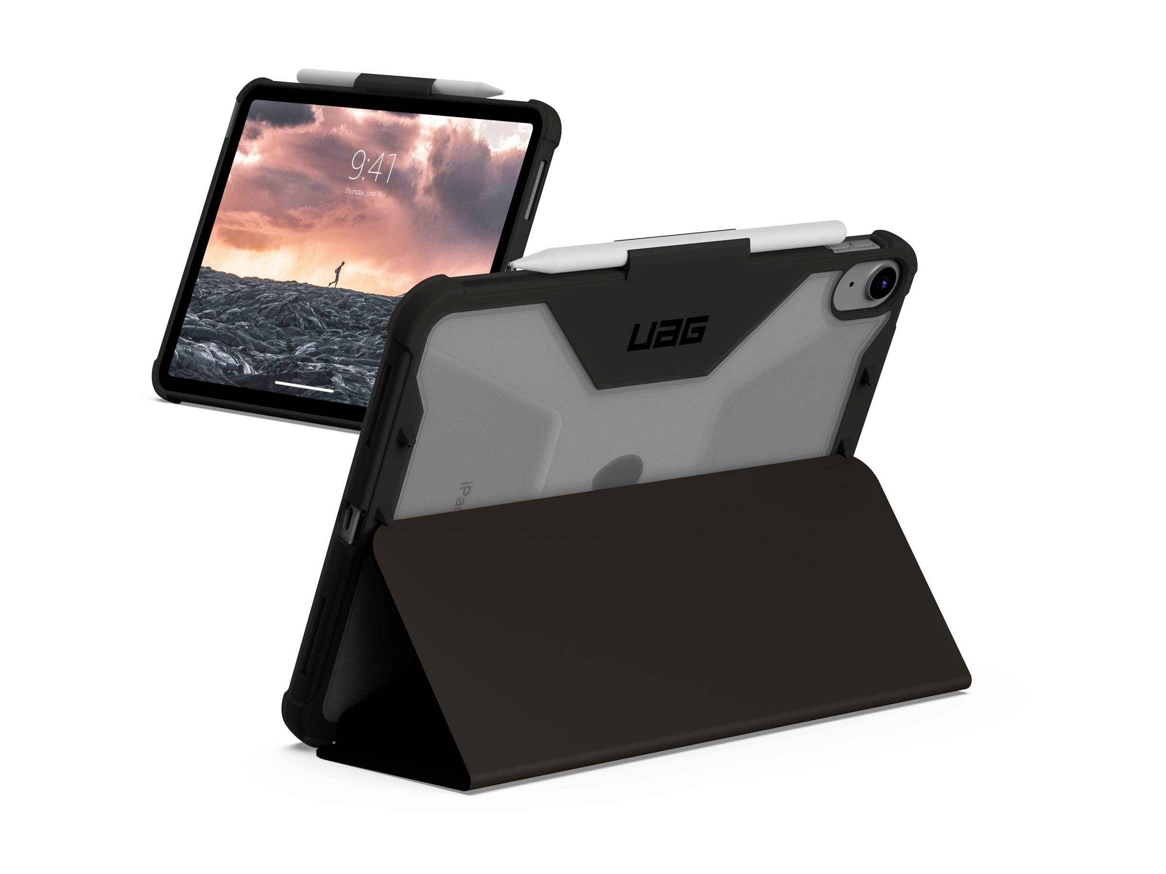 Zwei Tablets in Schutzhüllen, eines stehend und eines liegend, zeigen die Schutzfunktion für Geräte an.